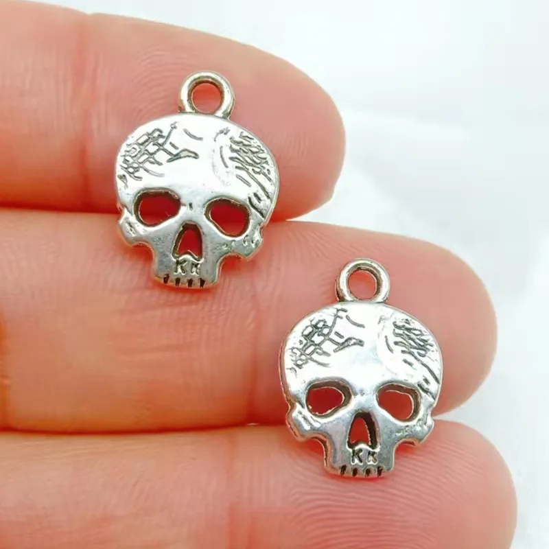 

20pcs 15x11mm Antique Silver Color Skull Charms Pendant For Jewelry Making DIY Jewelry Findings Earring Charms