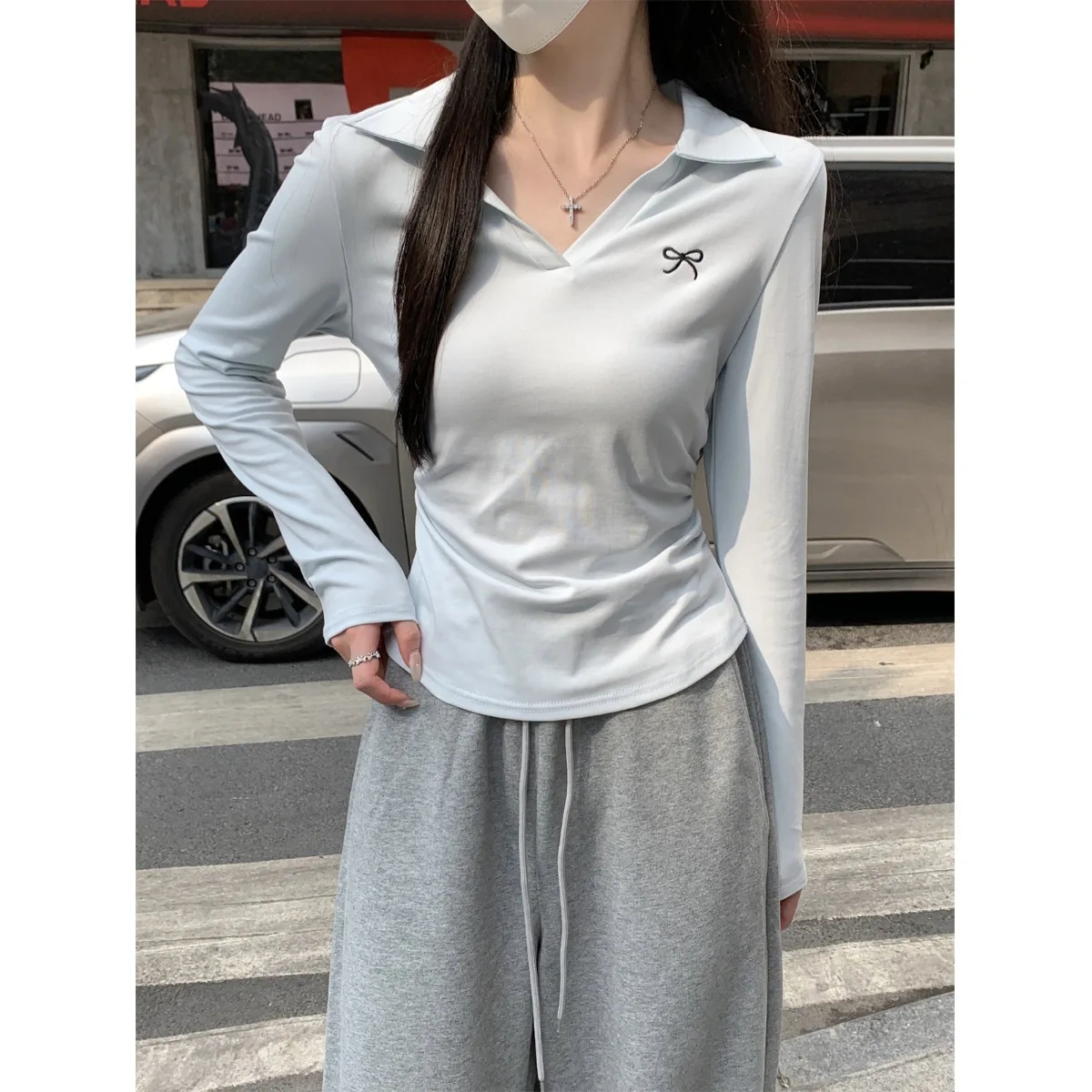 Корейская хлопковая рубашка с воротником-поло и вышивкой длинными рукавами