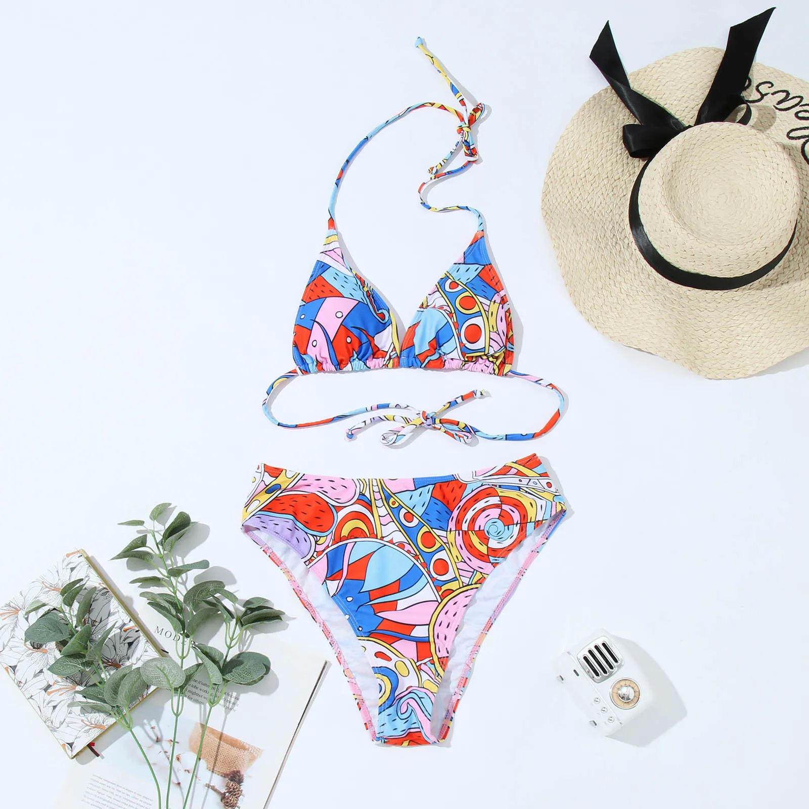 

Купальник-бикини с бандажным принтом и заниженной талией, пуш-ап