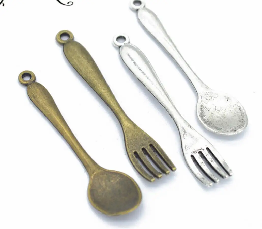 

50pcs Wholesale Tibetan Silver Tone Fork Spoon Charms Alloy Metal Tableware Pendants For DIY Handmade Jewelry Accessories F0096