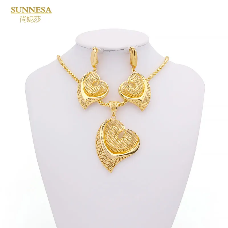 

SUNNESA Italian 18k Gold Plated Jewelry Sets Heart Shape Pendant Necklace for Women Daily Wear Classic Dubai Drop Earrings