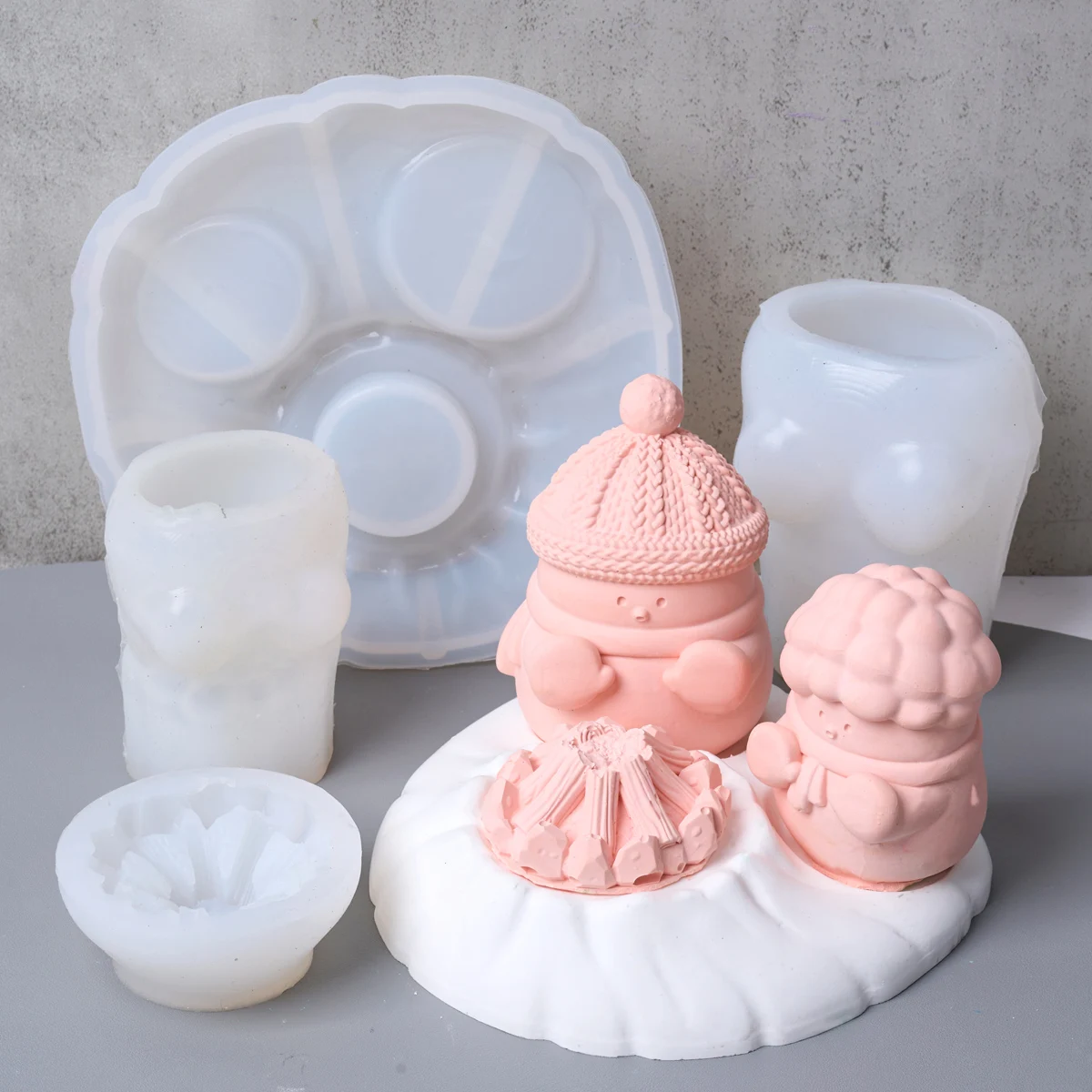 Силиконовая форма в виде снеговика подсвечника для творчества