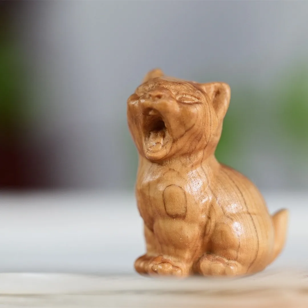 

Миниатюрные деревянные резные украшения для лежачего/сидения кота, креативная настольная фигурка милых животных, детский подарок, украшение для дома