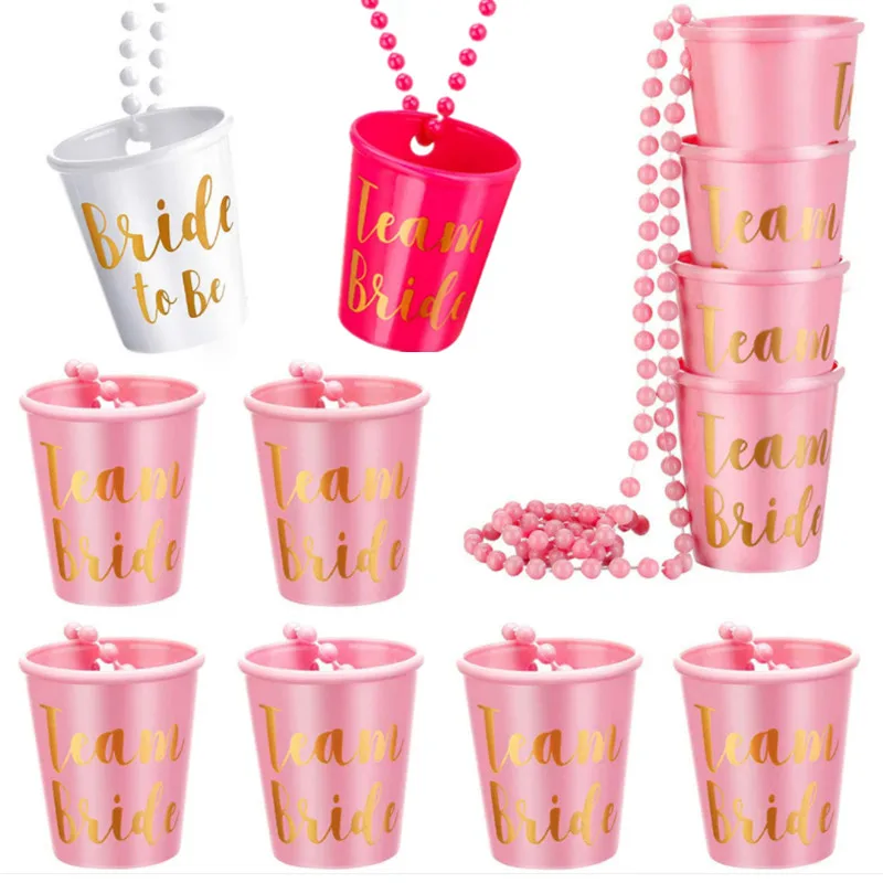 

5pcs Team Bride To Be Cup Plastic Shot Glasses Necklace Beads Pink Drinking Cups for Wedding Bridal Shower Hen Party Decoration