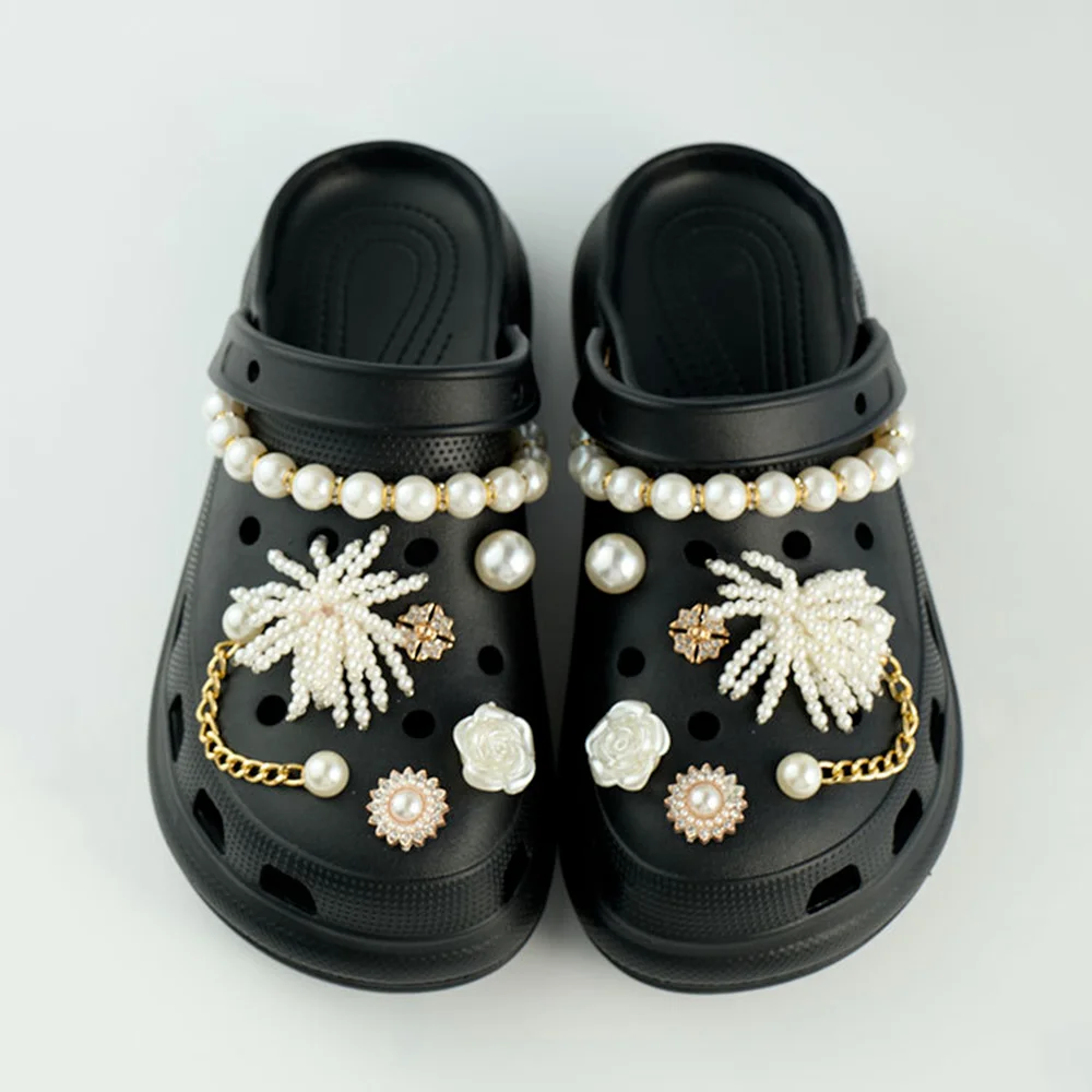 Luxury Shoes Accessories Set Croc Charms Designer DIY Pearl Chain Shoes Decaration Charms for Croc JIBS Clogs Women Girls Gifts
