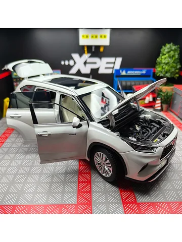WAUH Highlander 1:18 металлическая модель автомобиля
