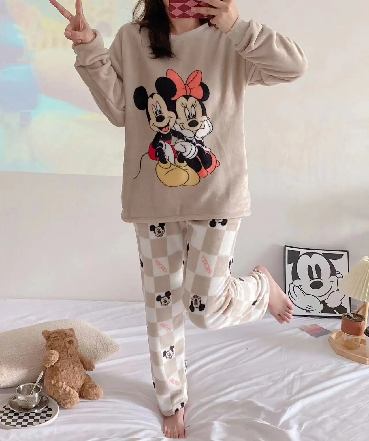 Disney Flannel Mickey Minnie Mouse Pajamas Set Thick Warm Sleepwear Nightwear Female Loose Pijamas Suit Coral Fleece Loungewear