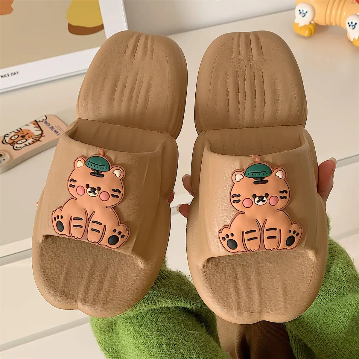 

Tiger Pattern Designer Brand Women Sandals Outdoor Beach Non-slip Woman Slides Bathroom Thick Bottom Slippers Summer New Shoes