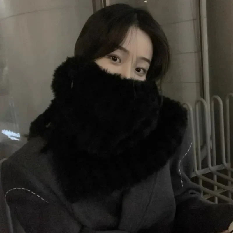 Женский вязаный пуловер с имитацией воротника на пуговицах