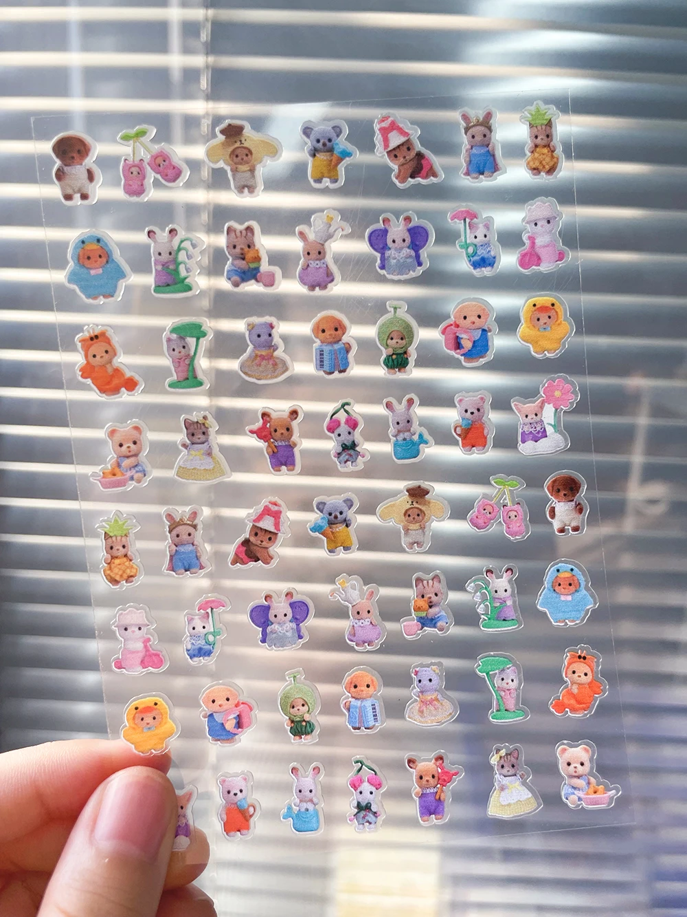 

MINISO 3D наклейки для ногтей ПВХ