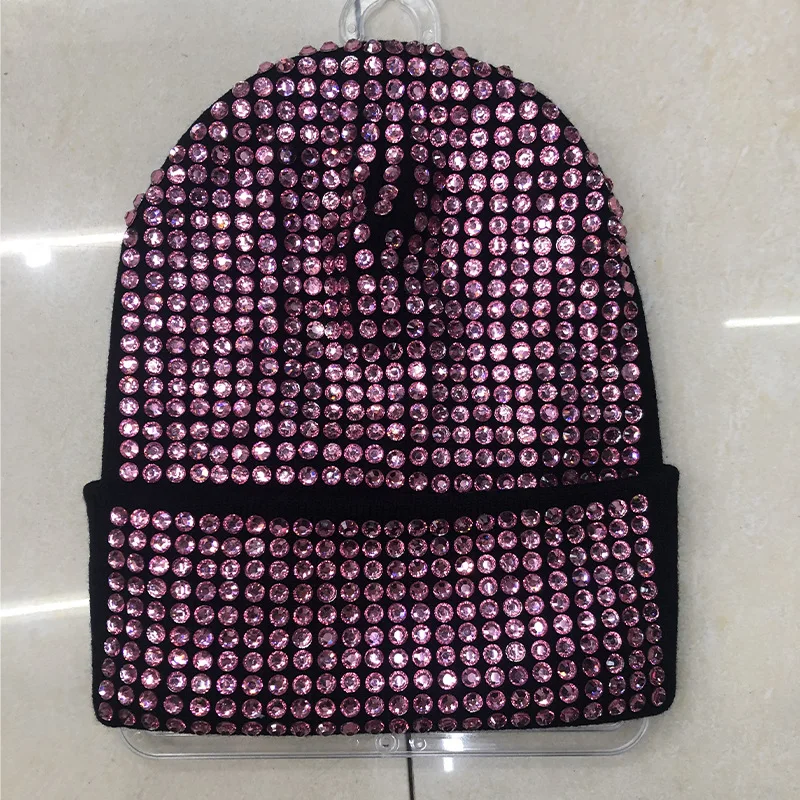 Рисунок 2 - Шапка для мужчин и женщин