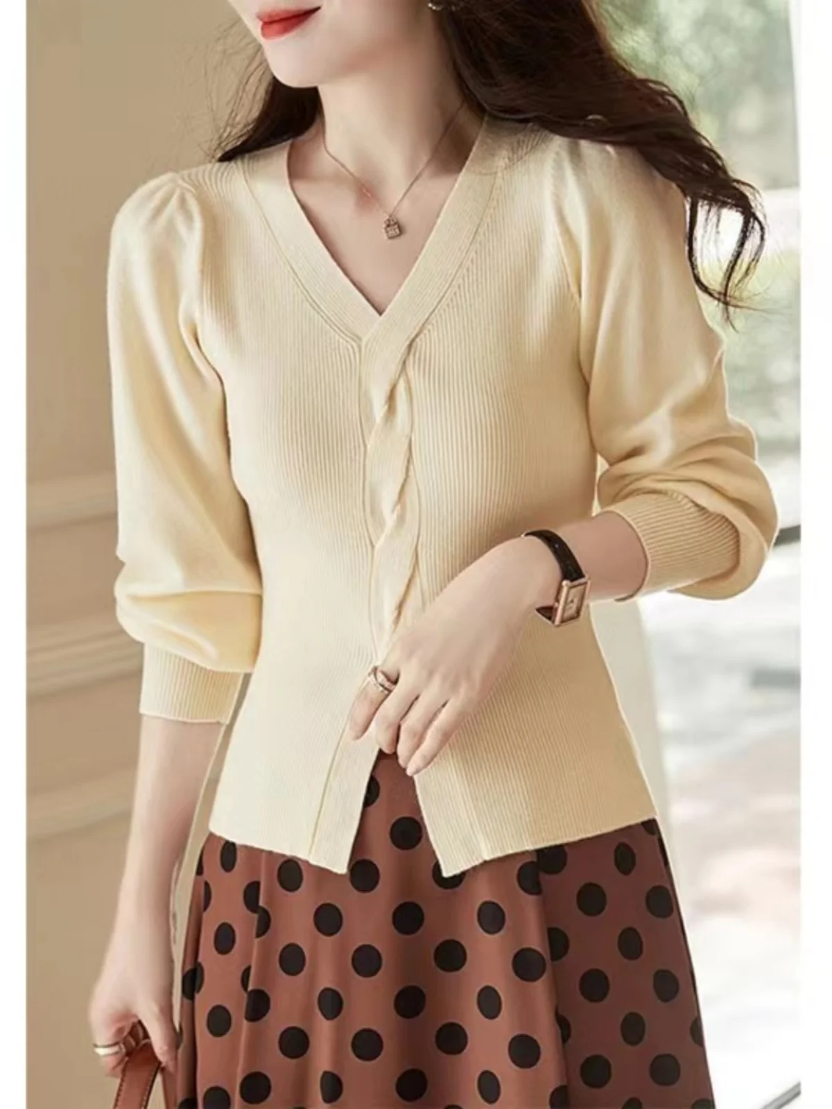 2024 ранняя осень новый шерстяной свитер женский модный вязаный с длинными