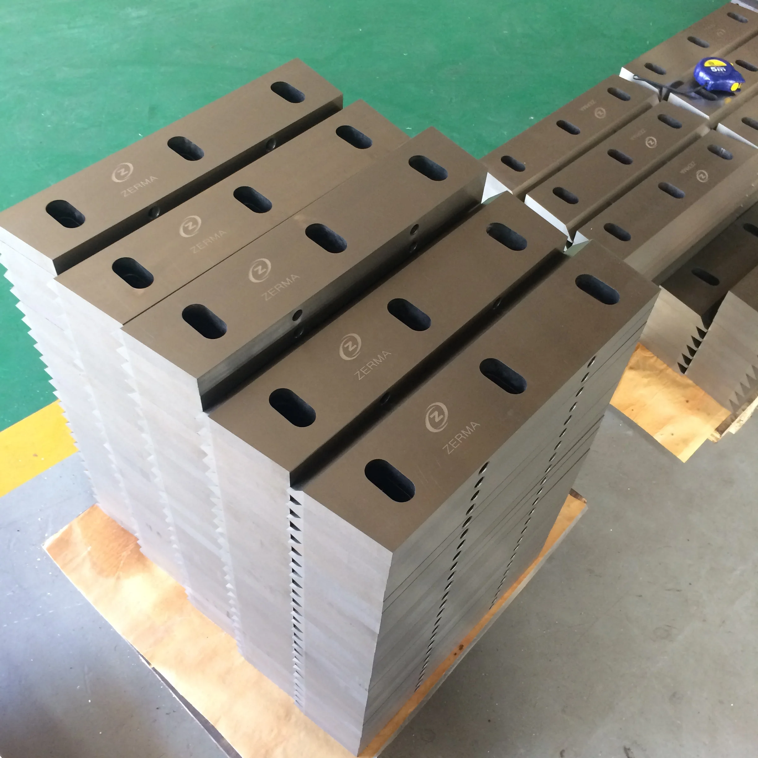 Лезвие для дробилки пластиковых бутылок LanYuXuan