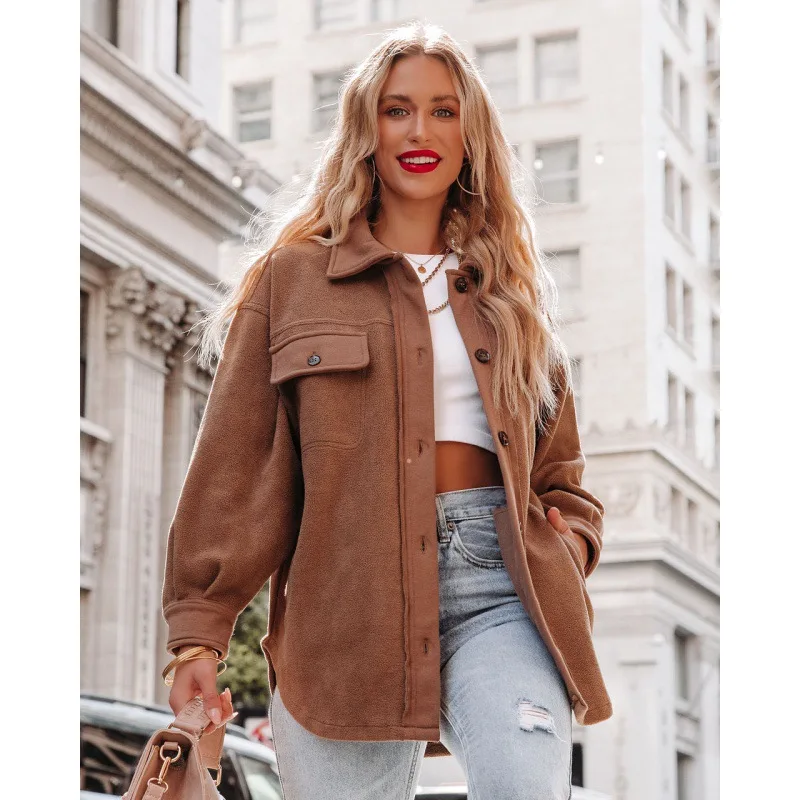 Куртка женская оверсайз из овечьей шерсти с длинным рукавом и отложным