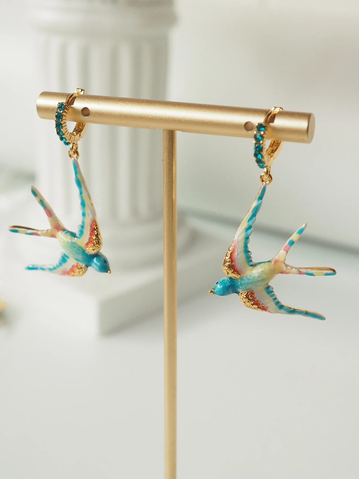 

Эмалированная цветная Ласточка голубого цвета зажим для ушей без проколотых ушей