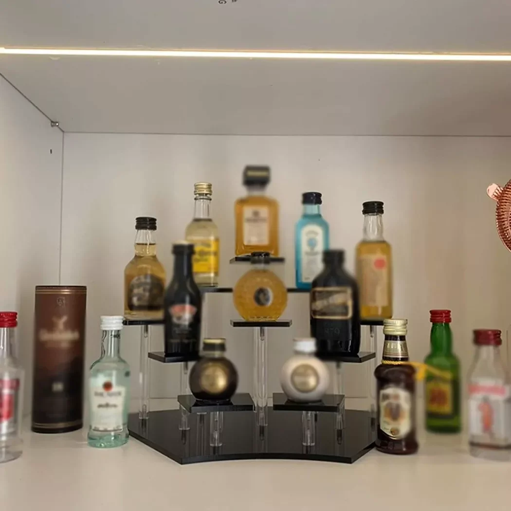 

2023 Acrylic Dessert Display Stand Jewelry Cake Perfume Storage Rack Birthday Party Cupcake Display Rack Toy Figure Organizer D