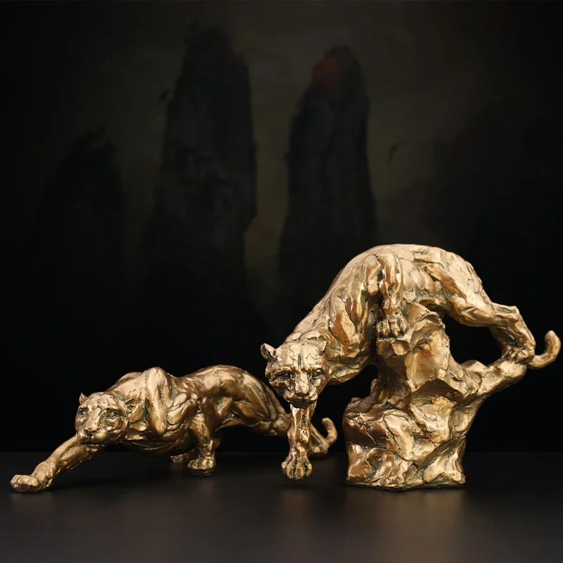 

American Creative leopard decoration large cheetah living room TV cabinet home decoration Nordic wine cabinet decoration