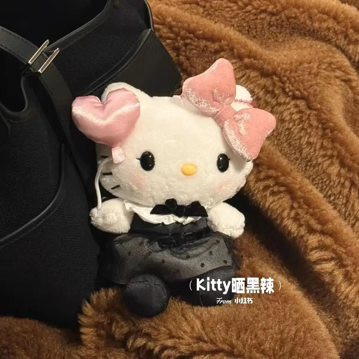 Плюшевый брелок Hello Kitty натуральное черное платье Miniso серия KT Cat плюшевые
