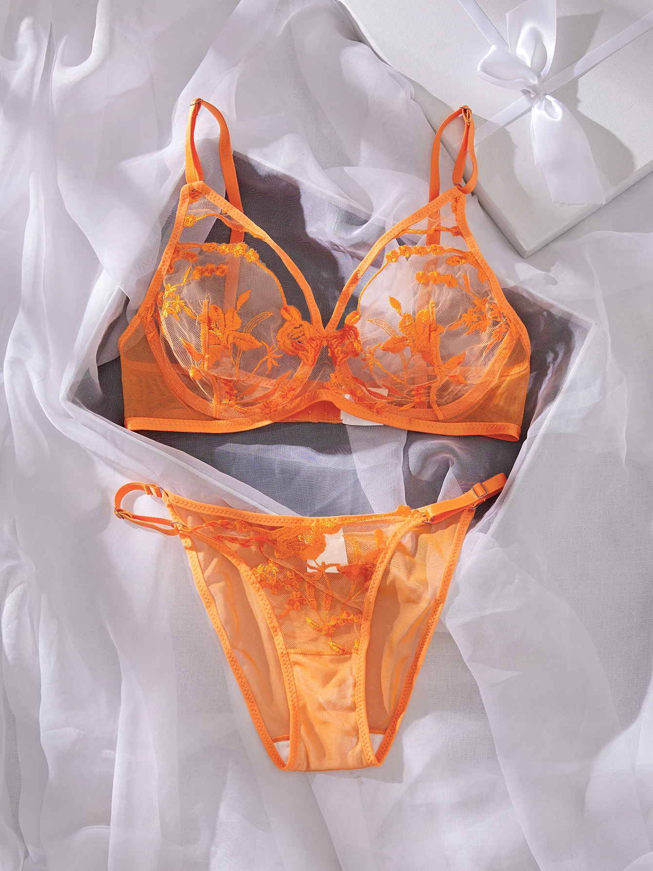 2024 сексуальное женское белье кружевное прозрачное нижнее трусы с вышивкой феи