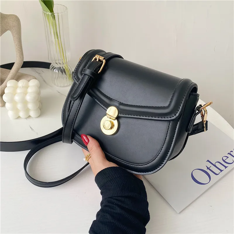 

Genuine Leather Women's Crossbody Bag Vintage Winter Solid Color Messenger Bag Fashion Saddle Shoulder Bags Clothing Accesories