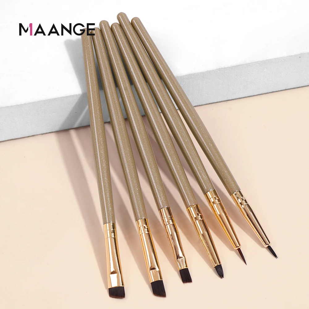 

Кисти для макияжа нейлоновые, 2-6 шт.