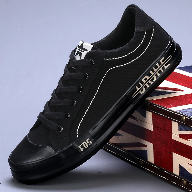 Рисунок 5 - Кроссовки мужские с низким верхом