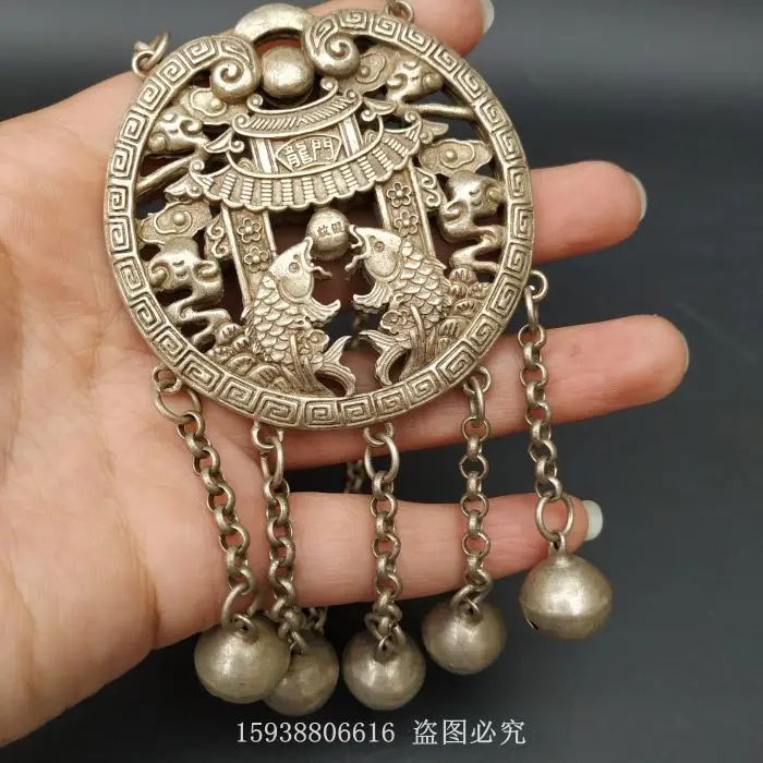 

Antique Collection Old Silver Plated Silver Seedling Silver Pattern Retro Fish Leaping Dragon Gate Long Life Lock Copper