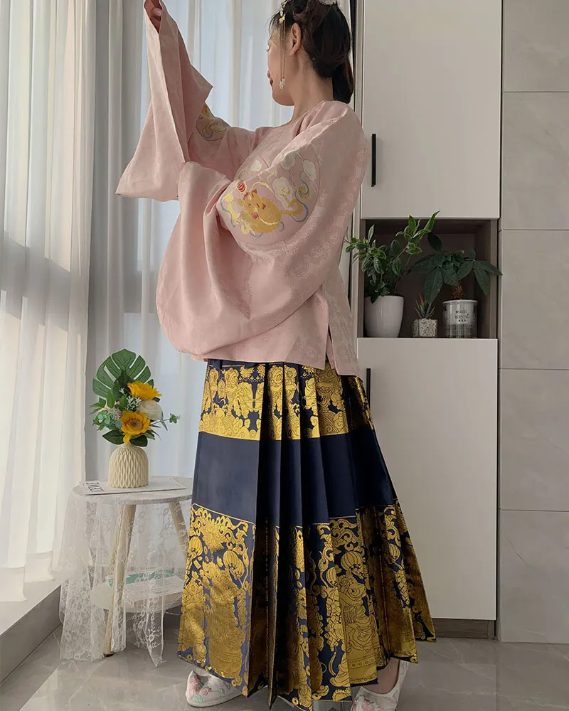 Женское платье Hanfu с изображением лошади плетеная Золотая юбка 4 5 метров и пони