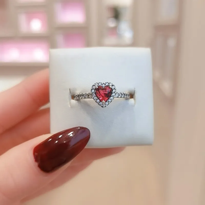 

2023 New Pan Sparkle Noble Red Heart Zircon Couple Ring 100%925 Silver Fashion Women's Jewelry Gorgeous Wedding Proposal Ring