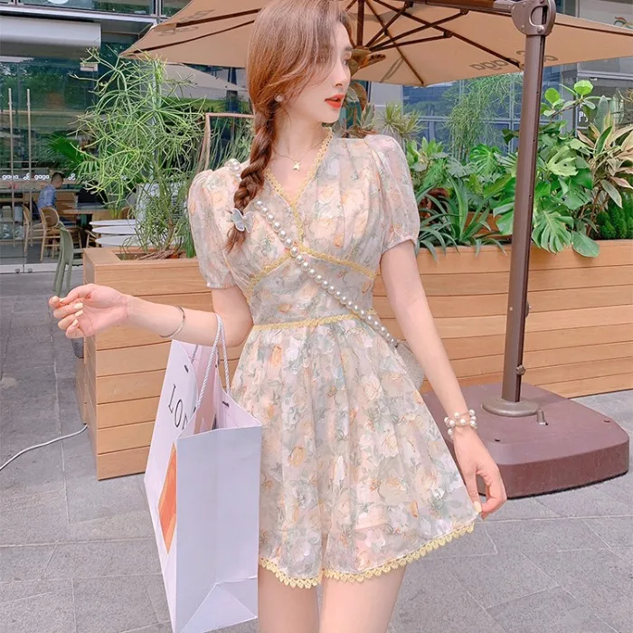 

Women 2022 Summer Floral Print Short Jumpsuit Female Casual Elegant Rompers Ladies Puff Sleeve Fashion Chic Clothes Playsuit P04
