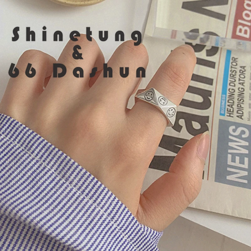 

Geometric Smiley Ring Women S925 Sterling Silver Retro Personality Expression Bag Index Finger Ring Accessories Jewelry