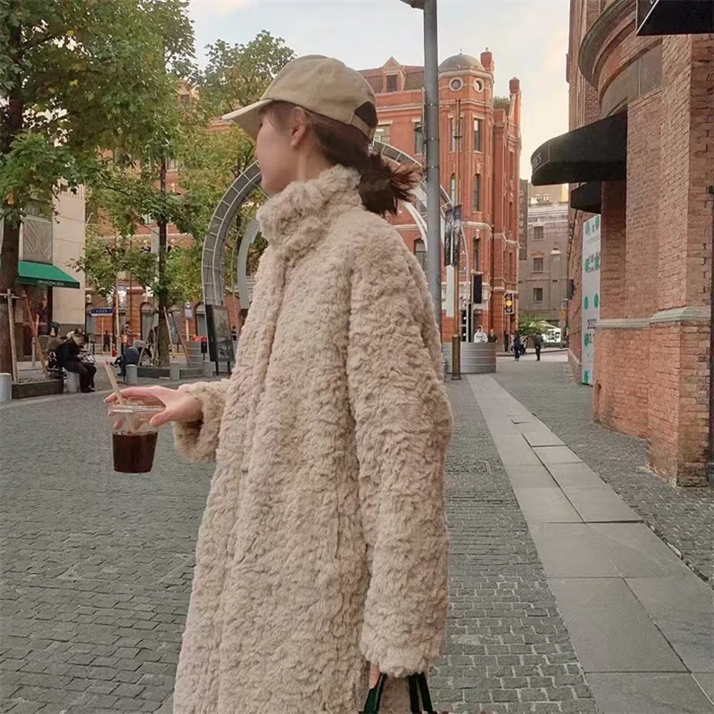 Женская зимняя куртка из овечьей шерсти с воротником-стойкой