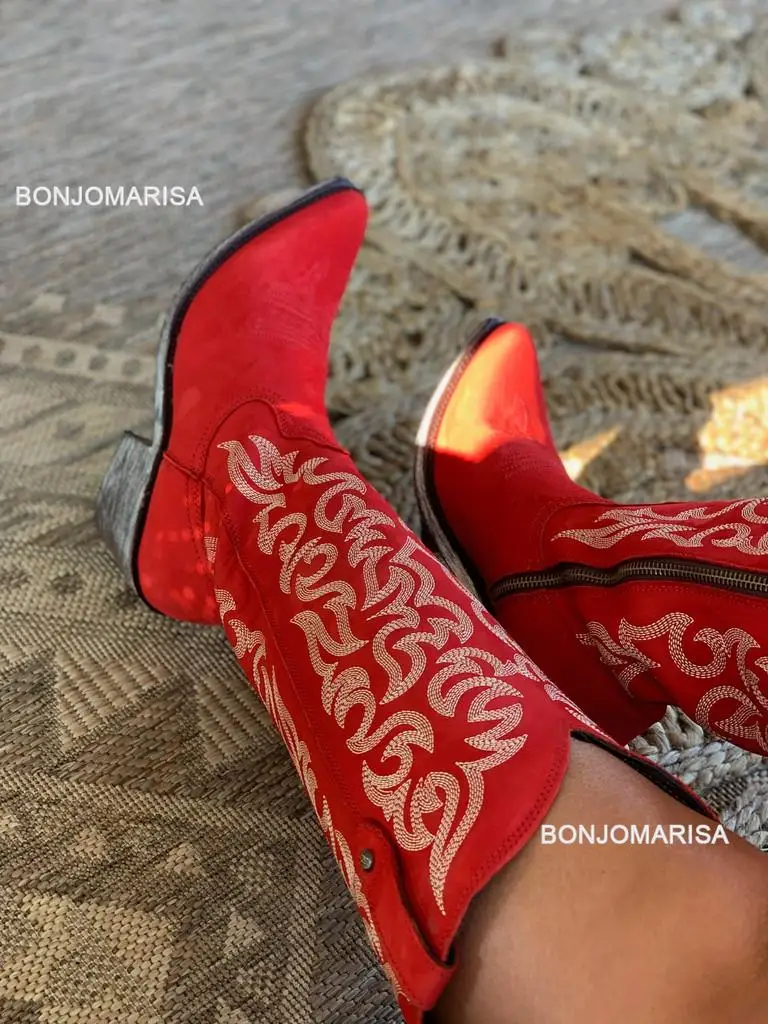 

Cowgirl Boots Women Embroidery Knee High Boots Western Style Cowboy Boots Pointed Toe Chunky Heel Fashion Shoes Slip On Vintage