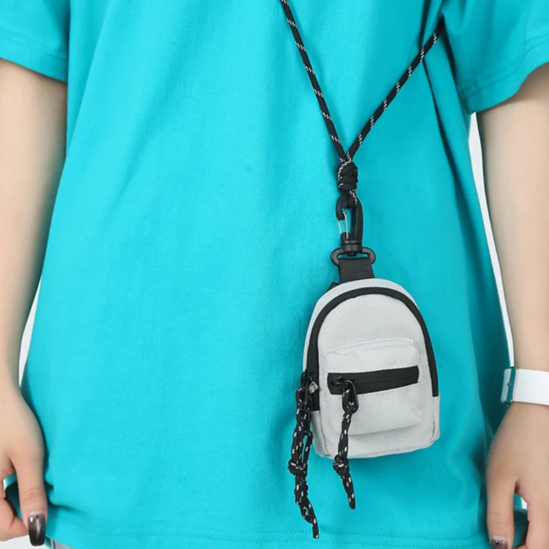 

Миниатюрный нейлоновый рюкзак с подвеской, модная мужская нагрудная сумка, мужская сумка-слинг через плечо для мужчин, новинка 2022, Повседне...