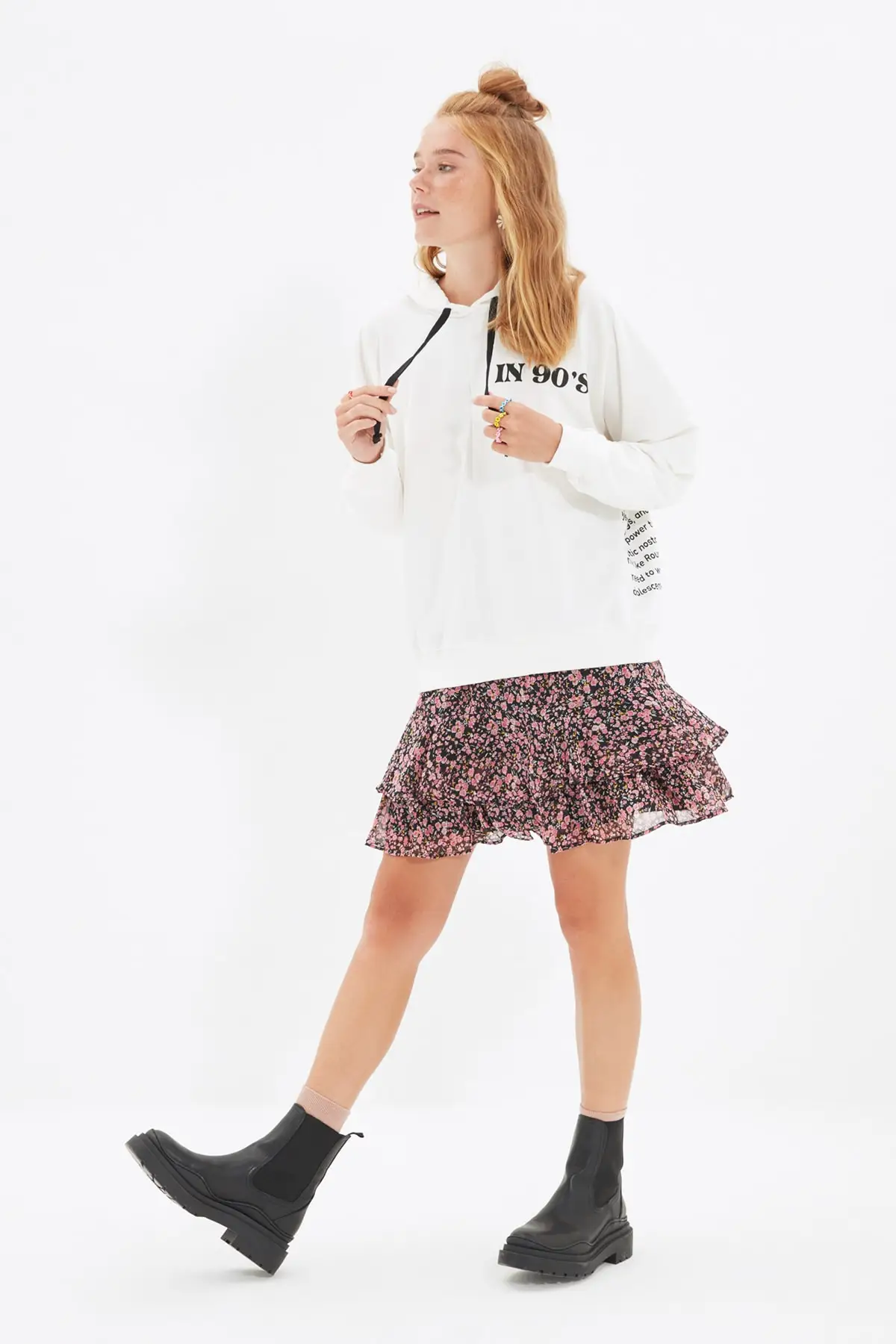 

Trendyol Knitted Sweatshirt TWOAW22SW1181