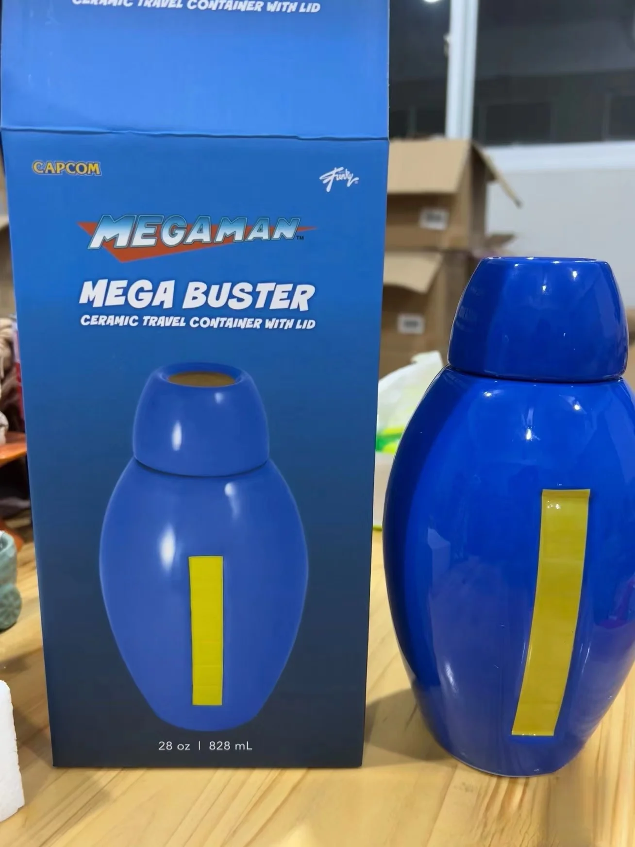 Фото 828 мл, ThinkGeek Game MegaMan Mega Buster, керамический дорожный контейнер с крышкой, коллекция №1
