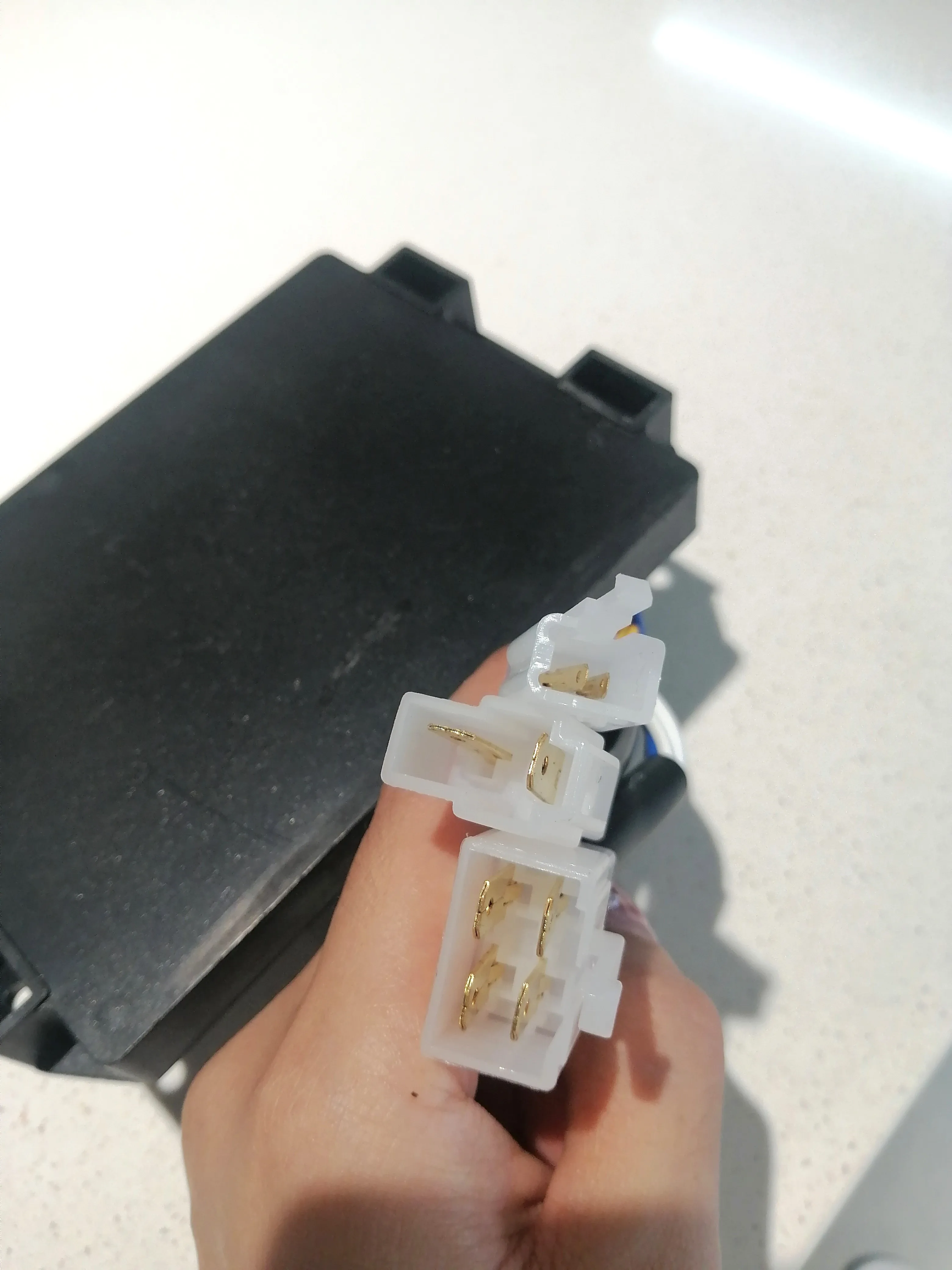 KT245-1B однофазный 110В регулятор возбуждения 8 проводов три вилки 8-15 кВт дизельный