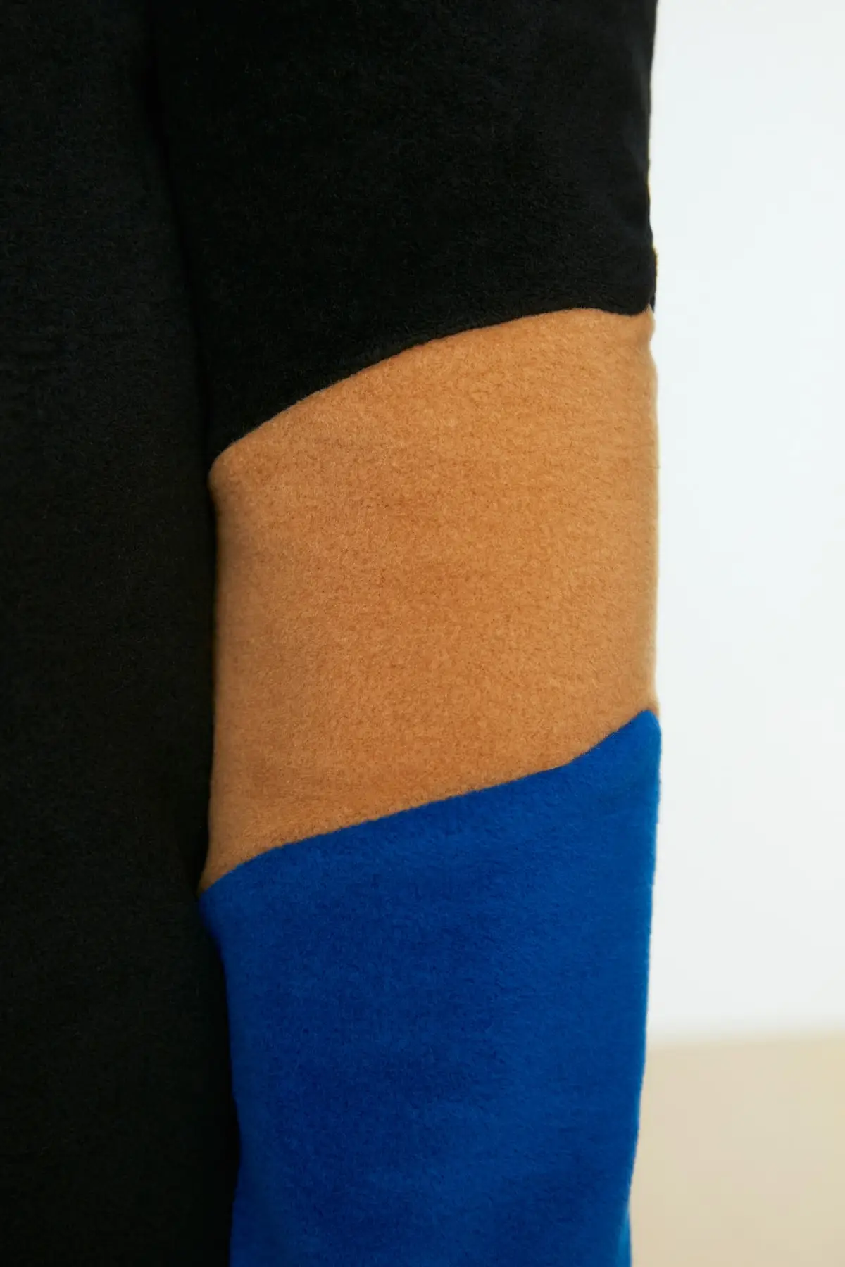 

Men's Regular Fit Sweatshirt TMNAW21SW0931