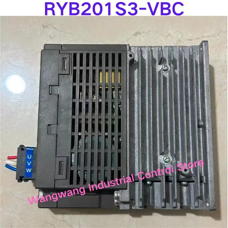Фото Проверенный б/у сервопривод RYB201S3-VBC №4