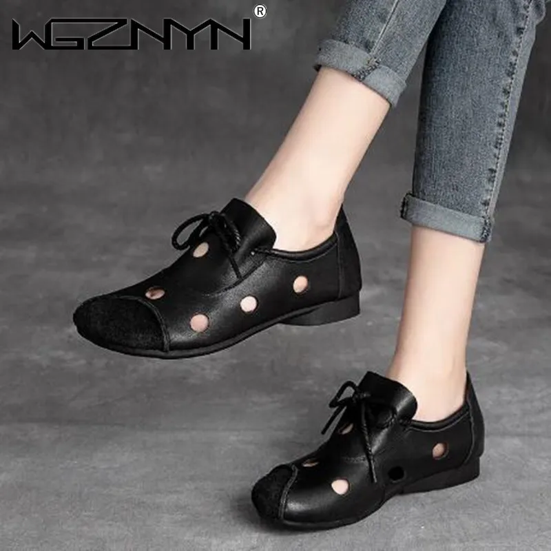 

Spring/Summer 2022 New National Style Soft Leather Retro Mother Sandals Flat-bottom Non-slip Soft-bottom Breathable Hole Shoes