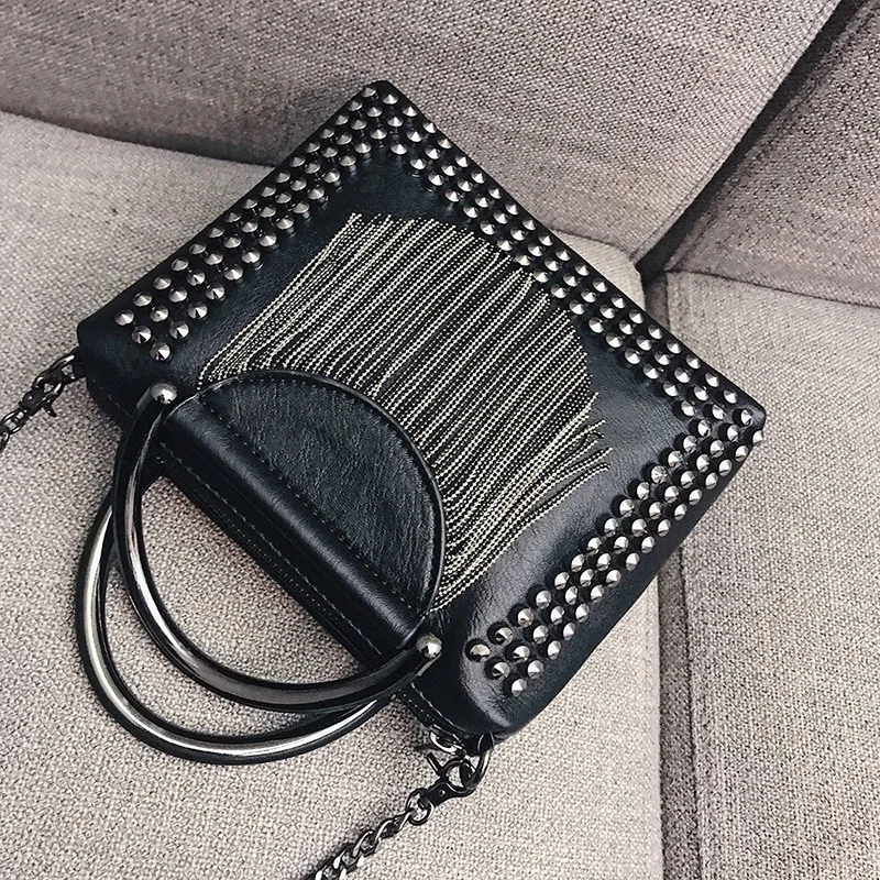 

Women's Handbag 2023 New High-quality Versatile Fashion Chain Bag Rivet Tassel Bag Luxury Ladies One Shoulder Crossbody Bag