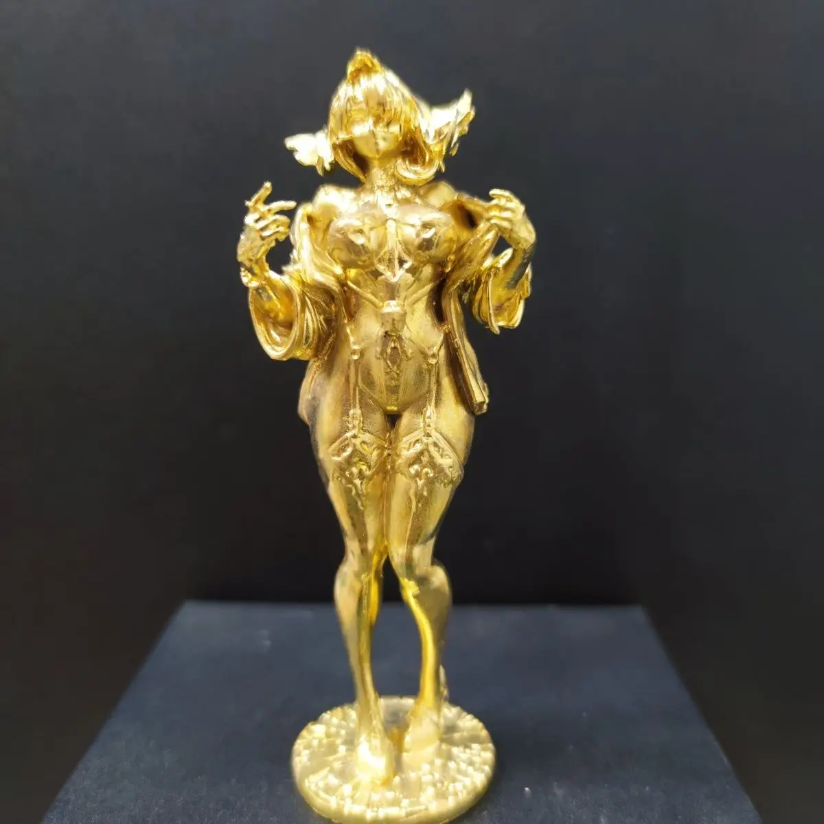 

12cm Gold Solid Pure Copper Two-dimensional Anime Girl Home Decor Desktop Crafts Sculpture Decoration