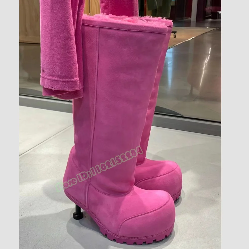 Замшевые женские сапоги до колена на тонком высоком каблуке с круглым носком