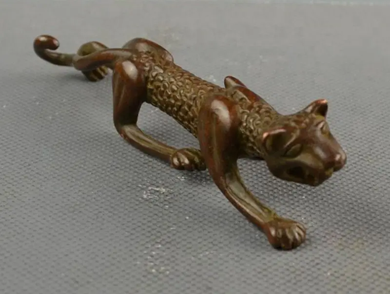 

Chinese Bronze Hand-Carved Special Auspicious Animal - Leopard