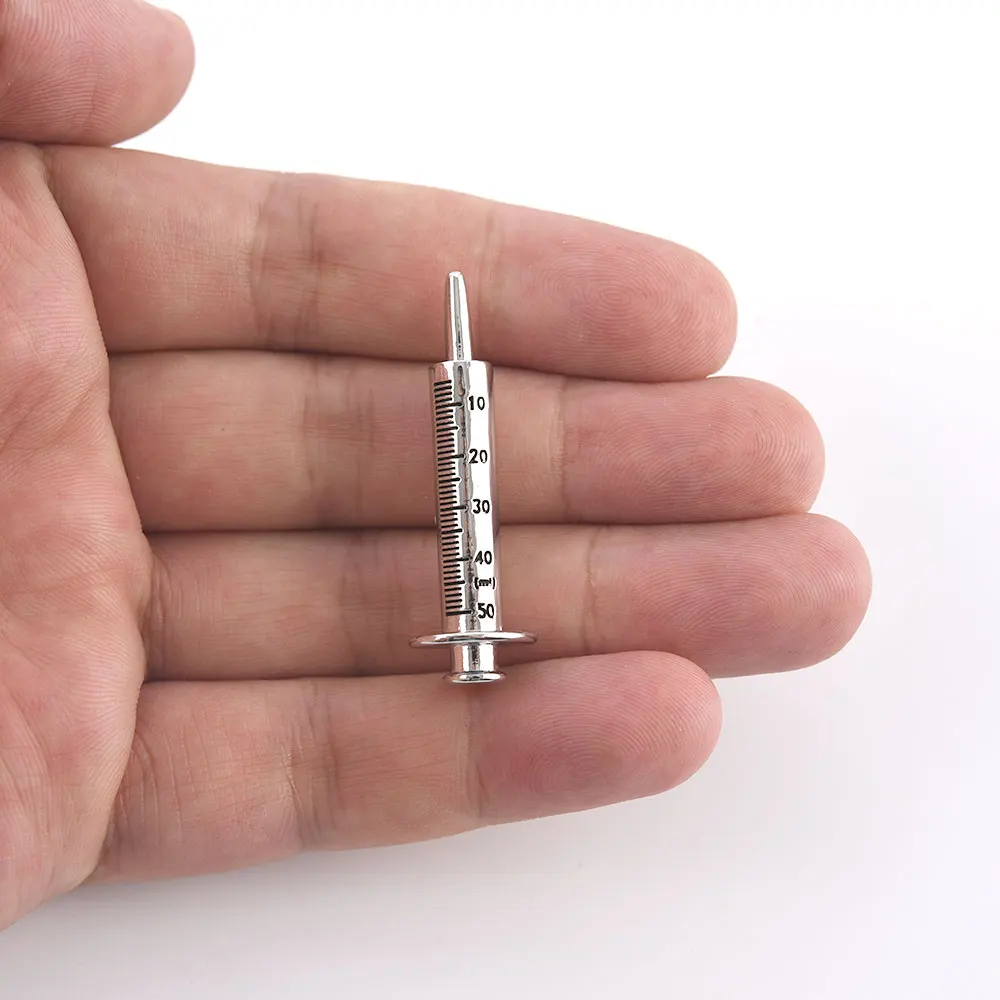 

50ml Syringe Pin Exquisite Medical Chemistry Laboratory Lapel Brooch Badge Wholesale