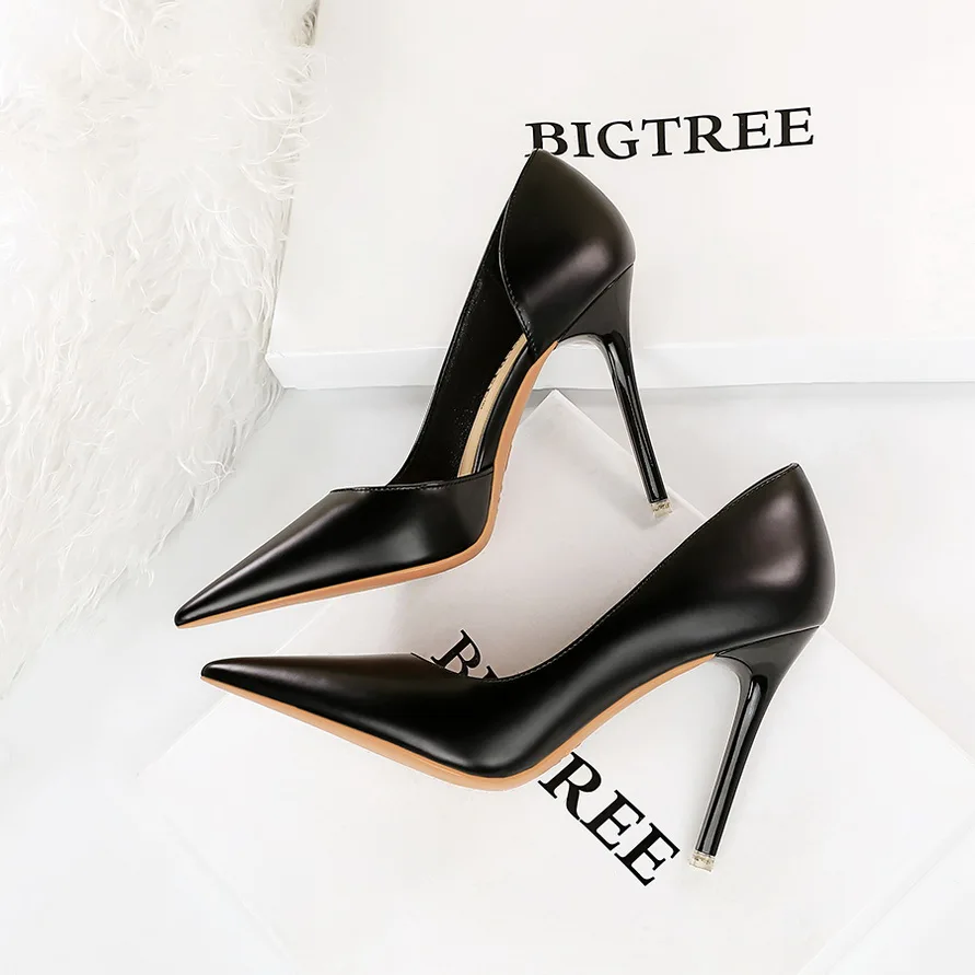 2022 New Women 10.5cm High Heels Nude Valentine Pumps Leather Escarpins Luxury Glossy Lady Shoes High Heels Scarpins Prom Shoes