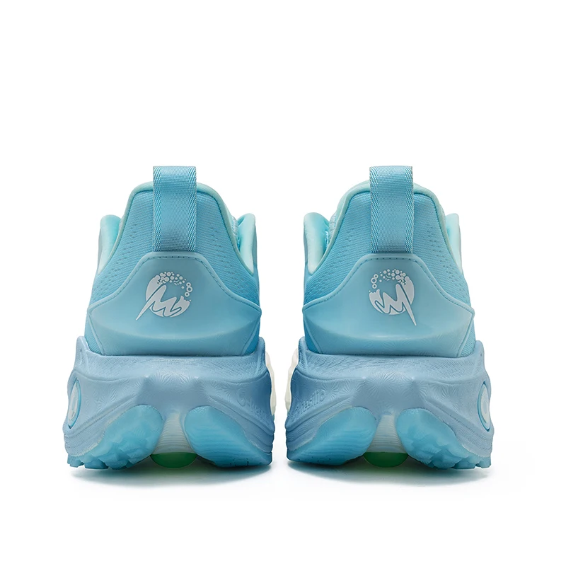 Беговые кроссовки ONEMIX