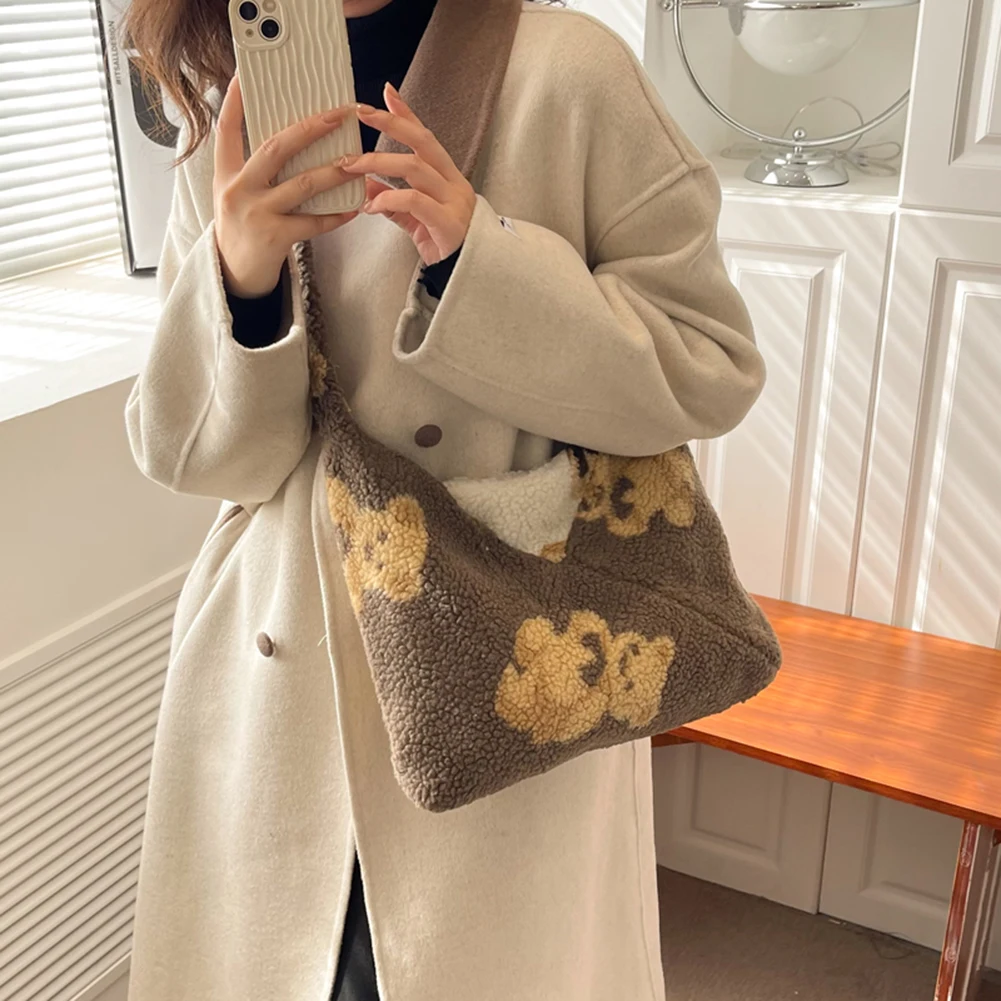 

Lambs Wool Fluffy Tote Bags Cute Cartoon Bear Female Hand Bags Casual Autumn Winter Soft Fashion Girls Shoulder Bags Shopping