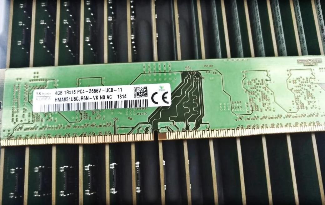 

RAM 4G 1RX16 PC4-2666V Desktop Memory HMA851U6CJR6N-VK