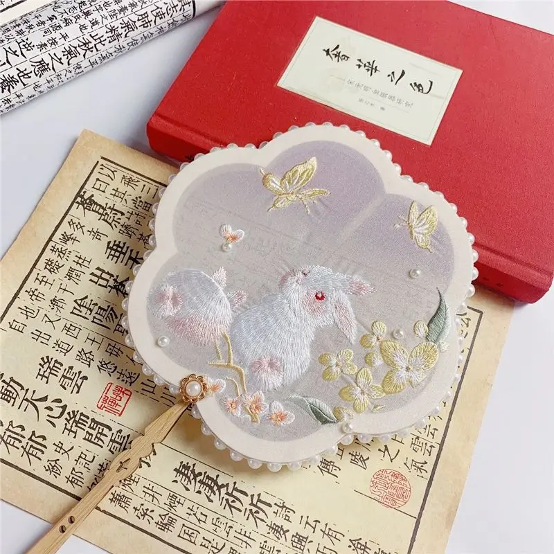 

Прозрачный бронзовый веер